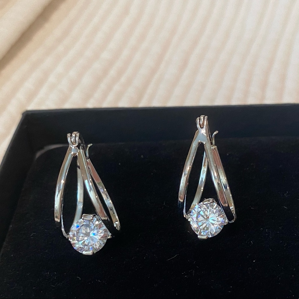 Silver Earrings - image 4